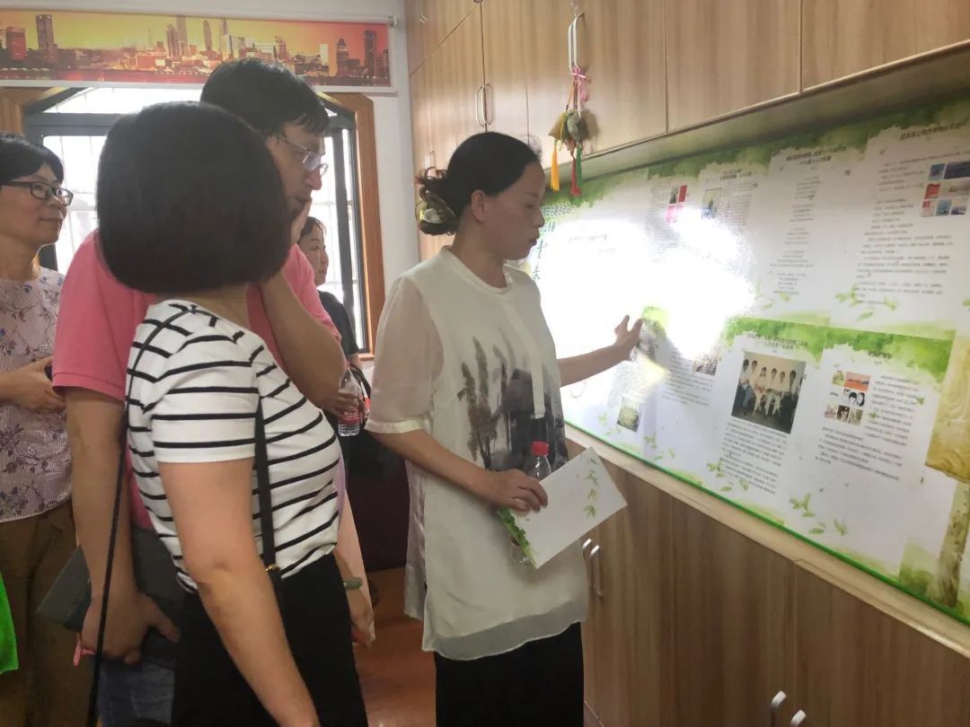 锻造社区书记队伍,高素质社区队伍