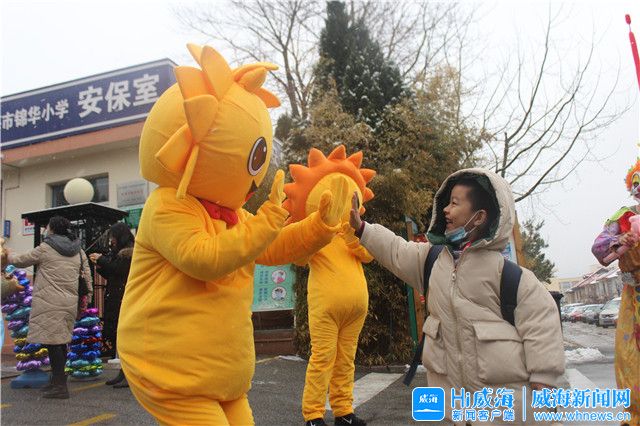 拥抱新学期童心向党,拥抱新学期朗诵