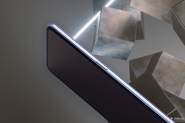 现在顶配手机哪一款值得入手,值得入手3000到4000的安卓旗舰