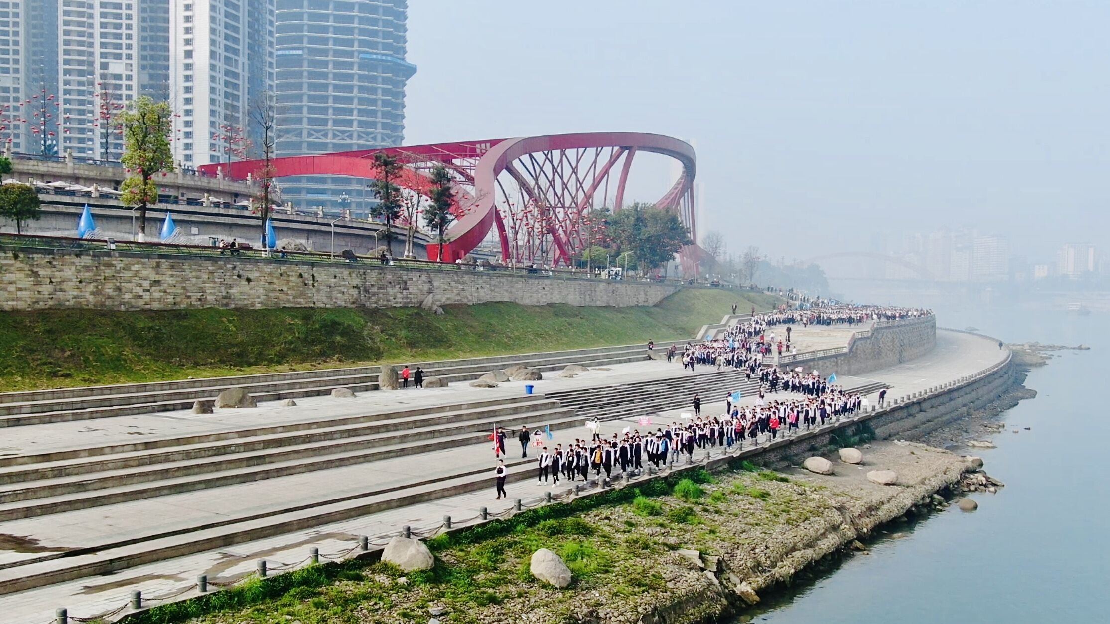 亲近自然户外远足,远足踏青亲近自然