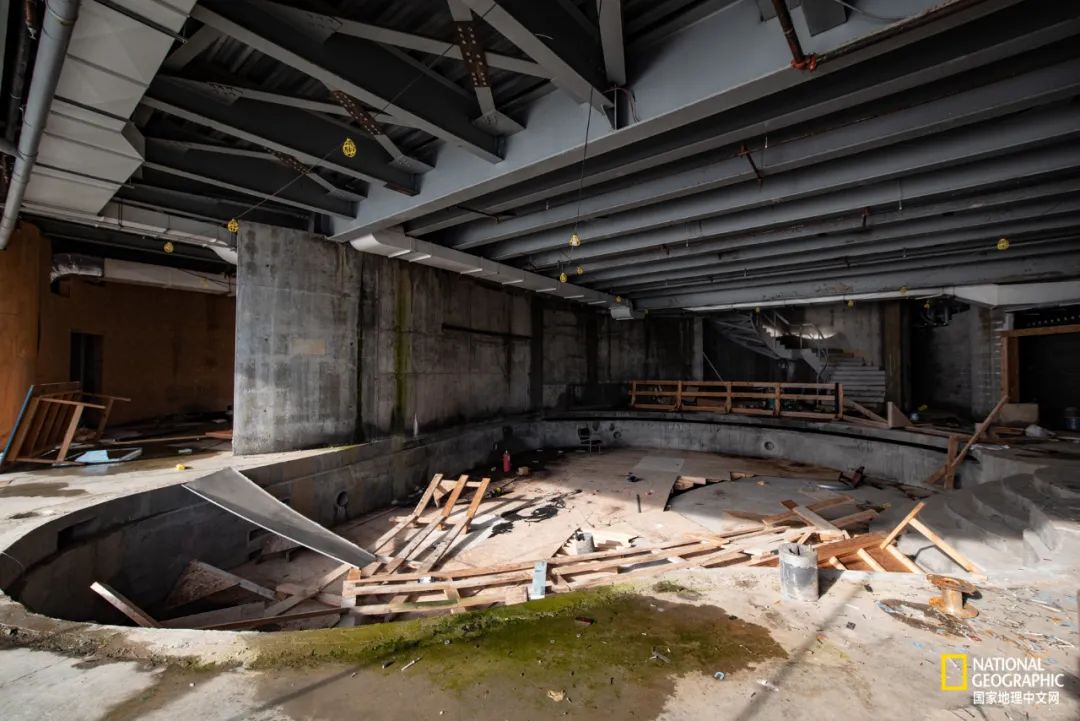 被废弃的私人豪宅,私闯豪宅后续