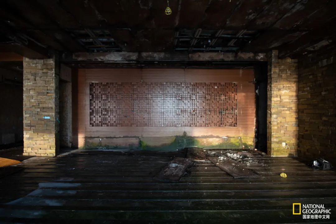 被废弃的私人豪宅,私闯豪宅后续