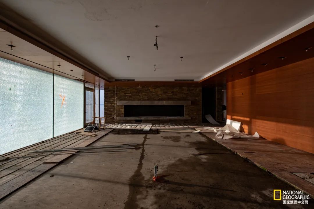 被废弃的私人豪宅,私闯豪宅后续