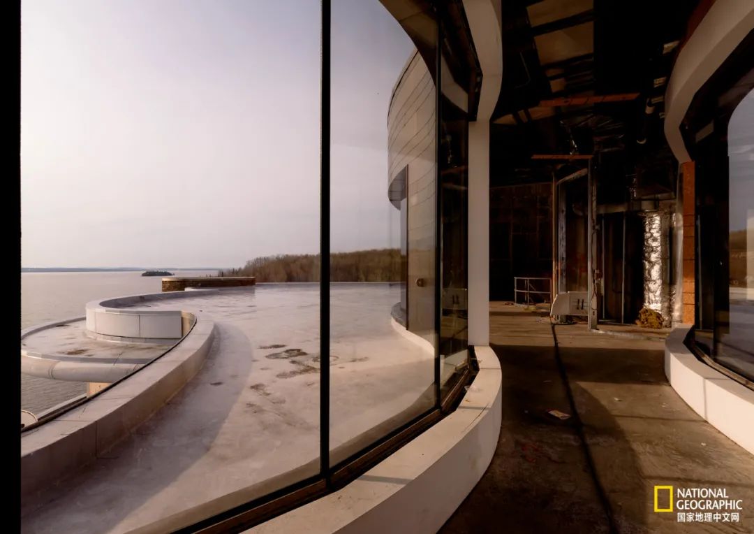 被废弃的私人豪宅,私闯豪宅后续