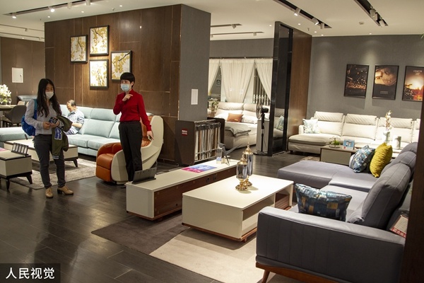 曝徐州一家居店突然关门,徐州家具实体店倒闭处理货品