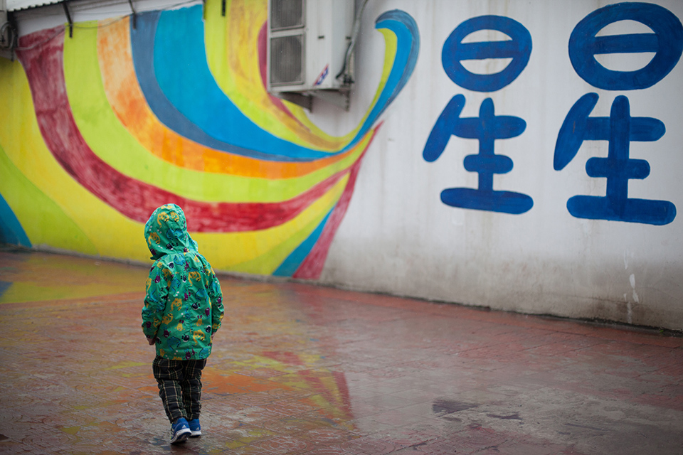 尴尬的影子完整版,尴尬的影子