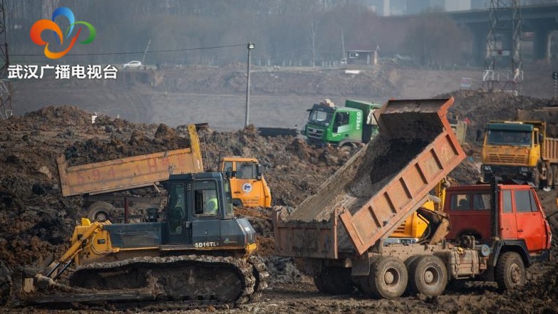 与暴雨赛跑的气象,与洪灾赛跑