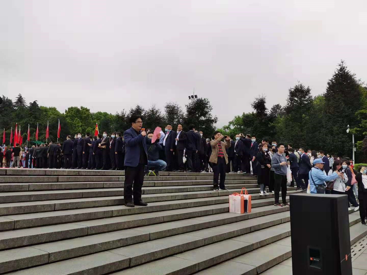 株洲市九方中学举行2021届高三学生成人礼