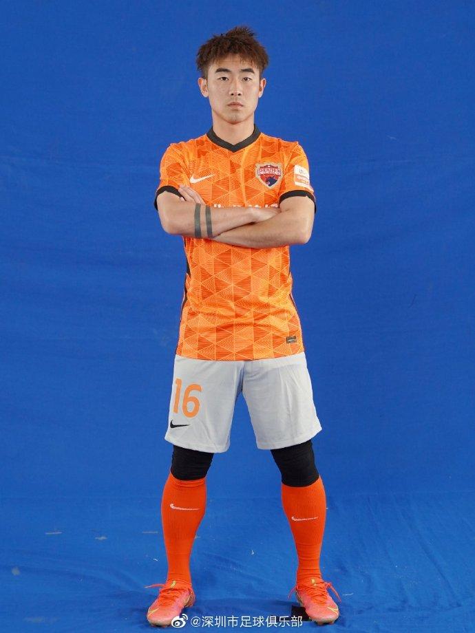 深圳队男篮海报,深圳队海报足球