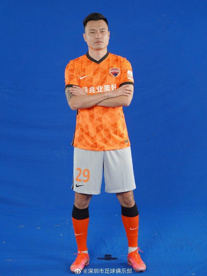 深圳队男篮海报,深圳队海报足球
