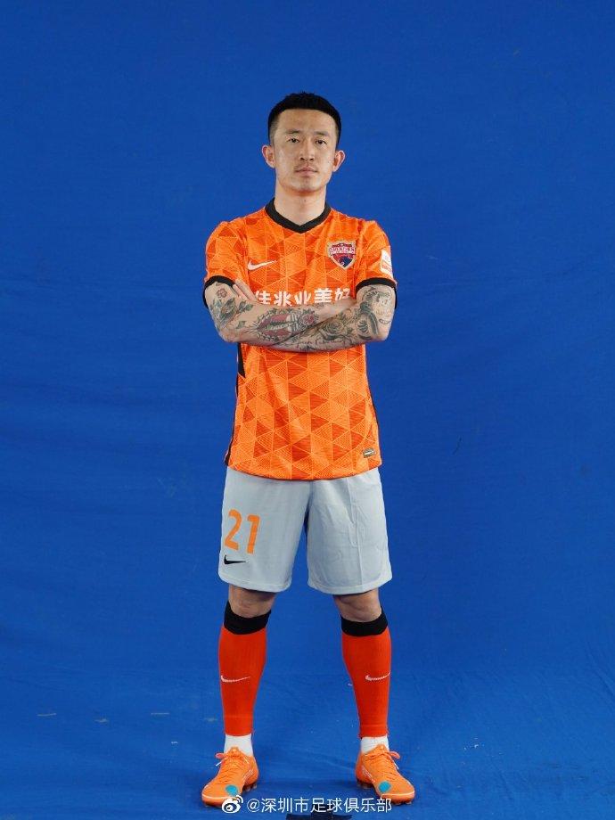 深圳队男篮海报,深圳队海报足球