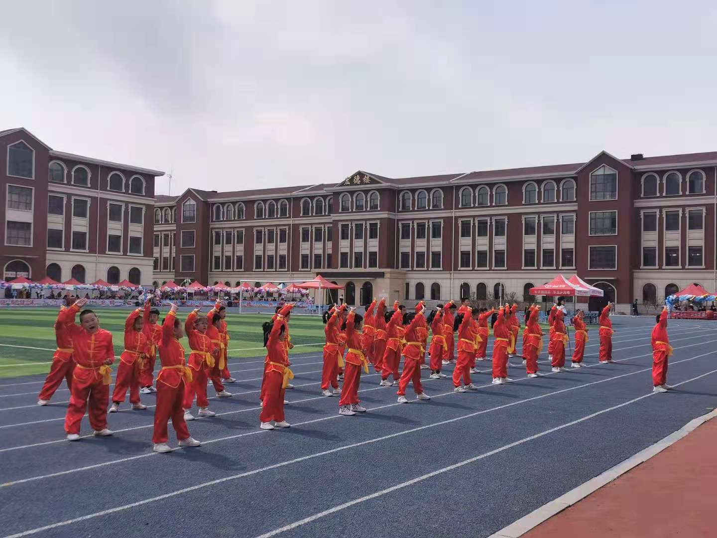 小班亲子运动会游戏,幼儿园亲子运动会游戏环节串词