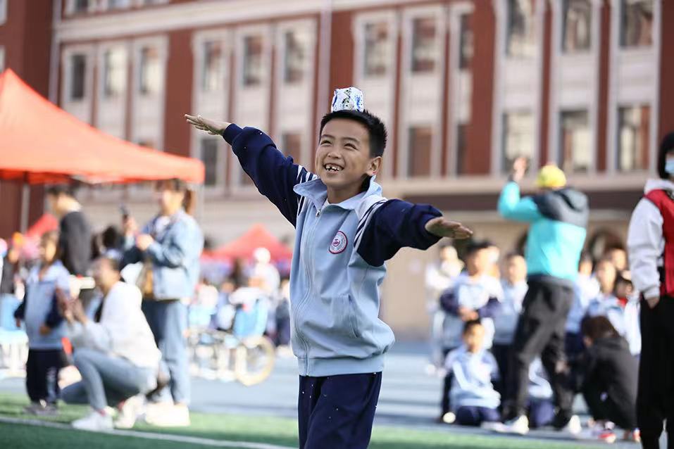 小班亲子运动会游戏,幼儿园亲子运动会游戏环节串词