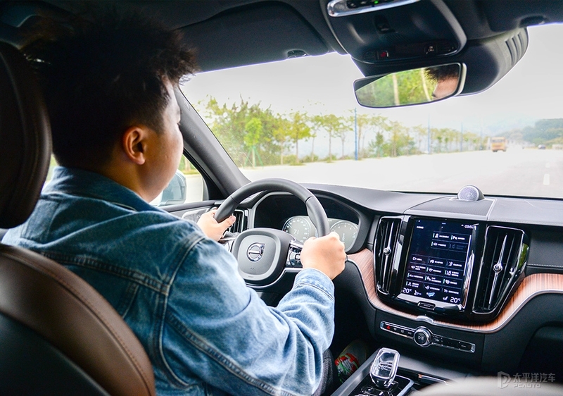 沃尔沃xc60可以上绿牌吗,沃尔沃xc60黑色多少钱