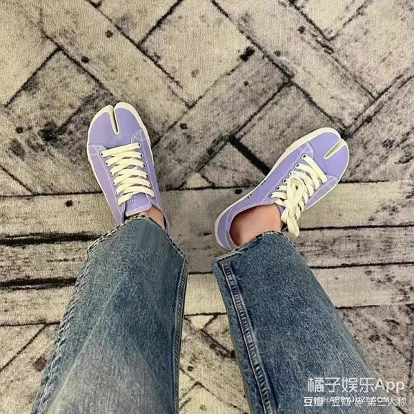 真设计鬼才！帽子是抽纸盒鞋子是充电宝，这确定不是给人添堵的？