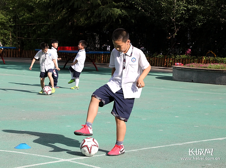 “政府带娃”叫好又叫座“邯郸模式”破解“3点半难题”