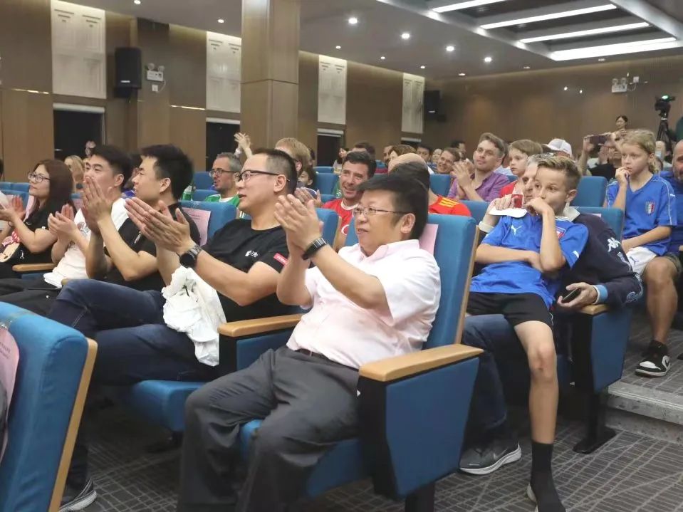 “五星·西郊国际金融产业园”欧锦赛之夜线下观赛活动举行