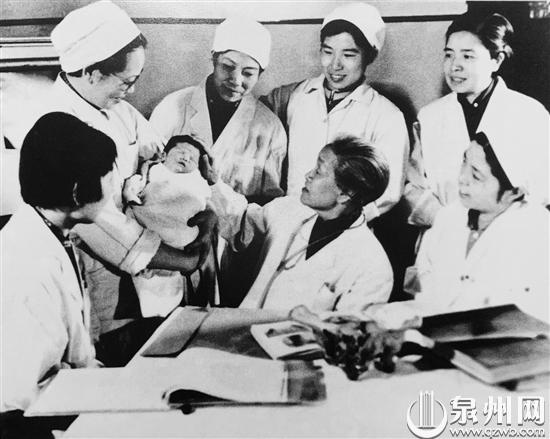 林禾禧林巧稚,林和熺和林巧稚是什么关系