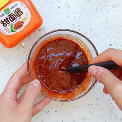 #一勺葱伴侣，成就招牌美味#夏天是属于辣椒豆皮串串的季节