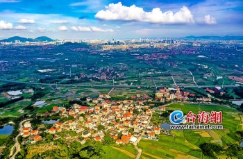 这里记录了灌口“清新蝶变”的一个个瞬间灌口镇举办庆祝中国*产党共**成立100周年暨“清新灌口·靓家园”摄影大展