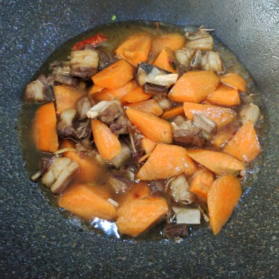 羊排寸排烧胡萝卜,胡萝卜烧羊排做法