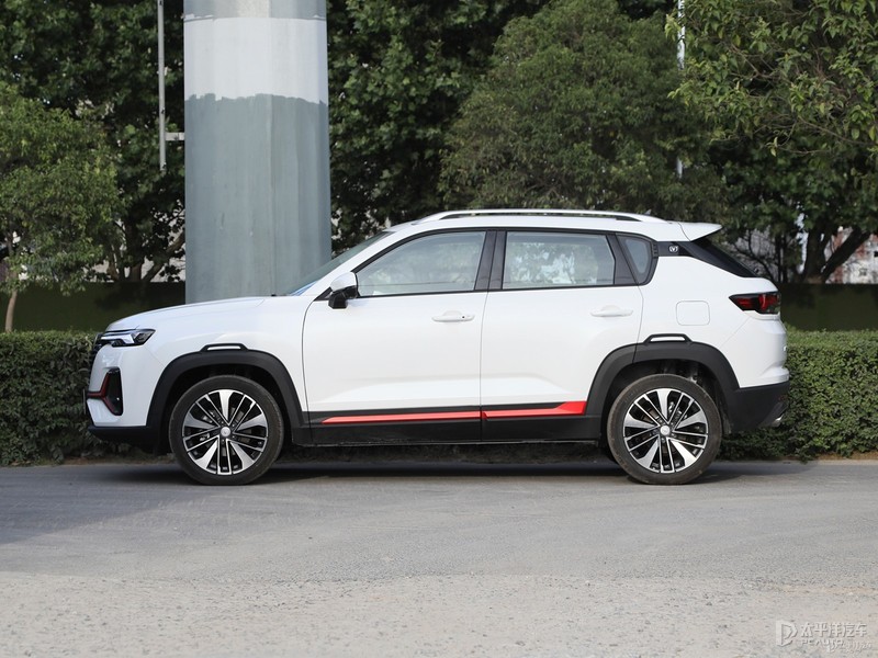 优惠多少？哪款受欢迎？探店体验长安CS35PLUS