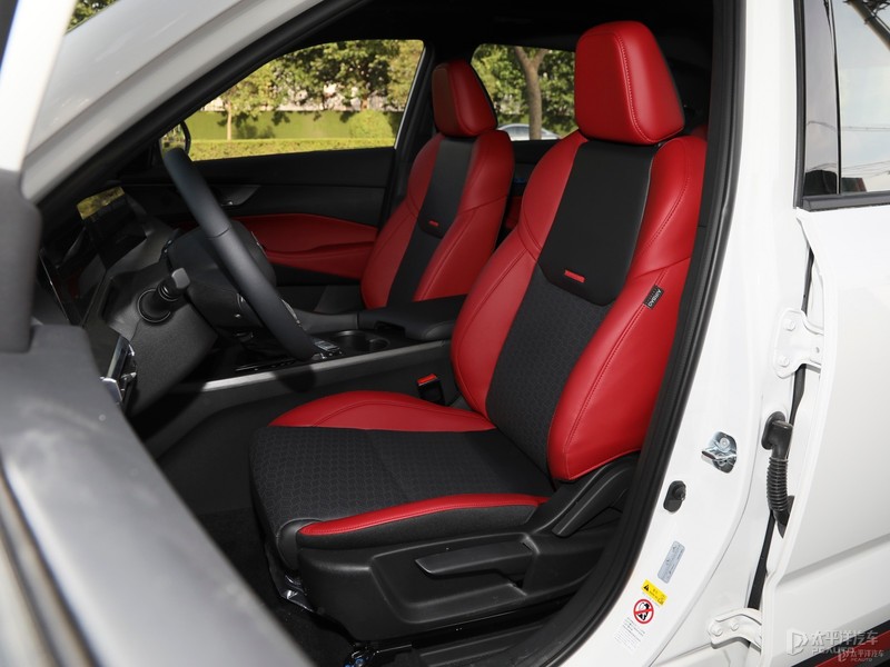 优惠多少？哪款受欢迎？探店体验长安CS35PLUS