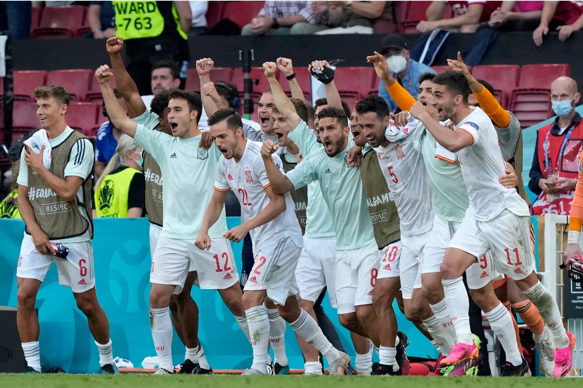 瑞士VS西班牙，故人相逢梦回南非之夏