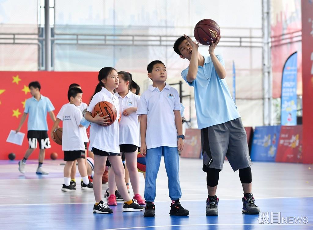 170个培训点免费培训，1万多名学员入营，武汉市青少年体育夏令营开营了