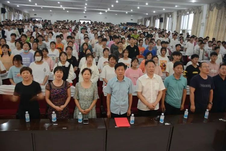 县三高举行“戏曲进校园”活动