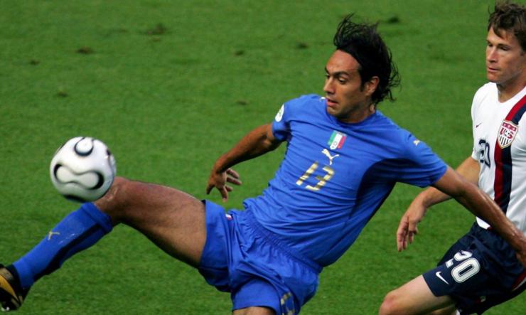 最新欧洲杯足球比赛结果意大利,2000欧洲杯意大利决赛阵容