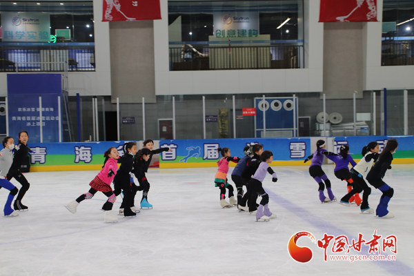 滑冰赵教练,滑冰赵老师本人抖音号