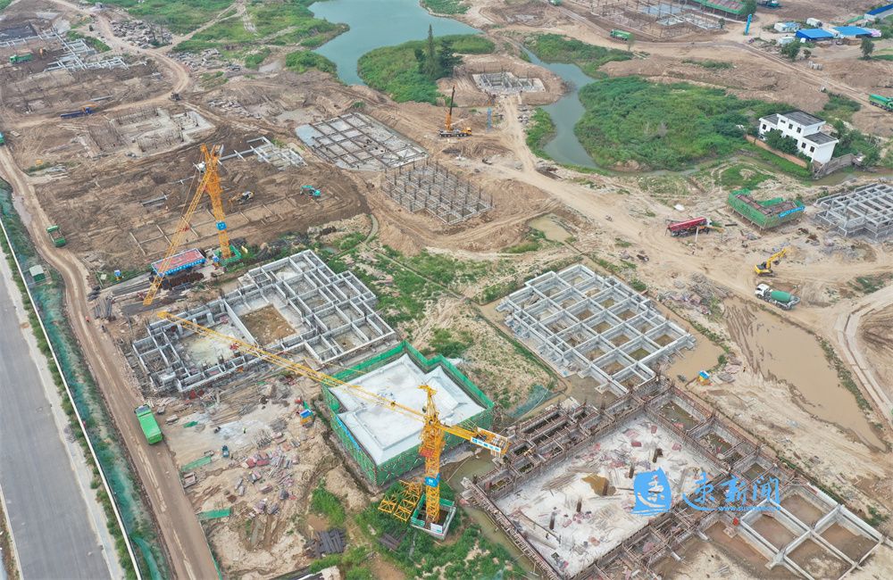 全力夺取疫情防控阻击战最终告捷,全力以赴打赢疫情防控和脱贫攻坚