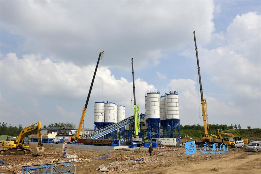 全力夺取疫情防控阻击战最终告捷,全力以赴打赢疫情防控和脱贫攻坚