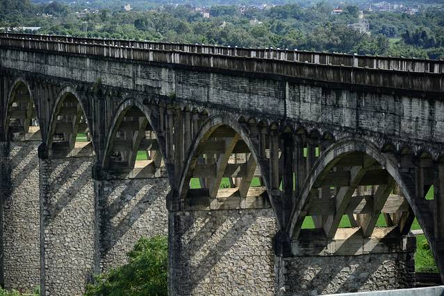 路过人间无非一瞬间歌曲,路过人间无非一瞬间舞蹈