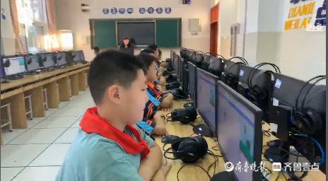 弹古筝绘画,弹古筝画画