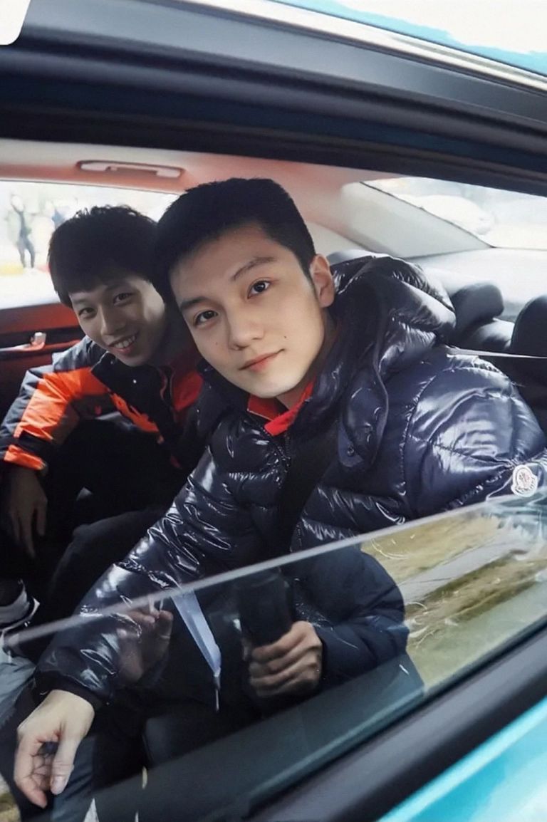 运动员穿的什么中国品牌,中国运动员穿的衣服品牌