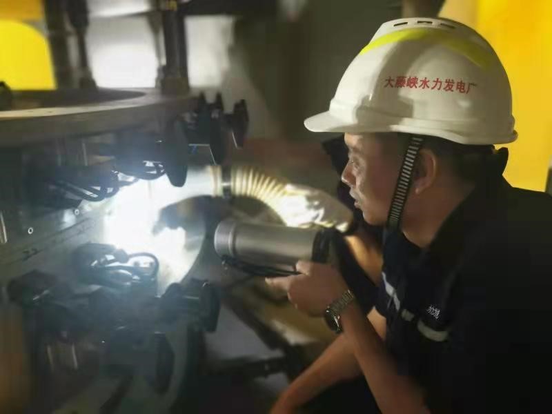 涓鑸嶅皬瀹堕【澶у,鑸嶅皬瀹朵负澶у涓瑙嗛