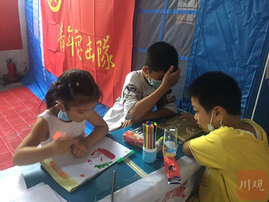 泸县地震帐篷,泸县地震震中照片