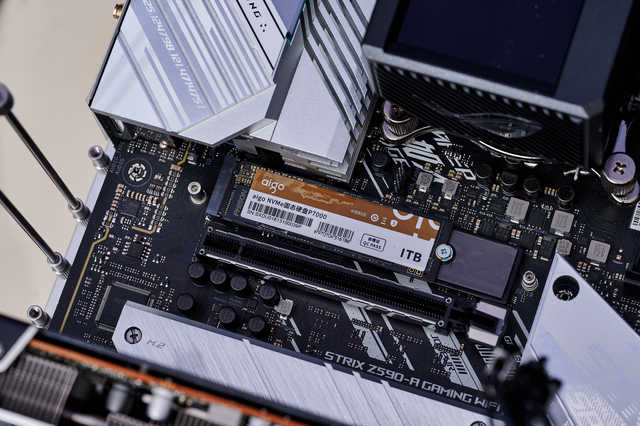 固态硬盘什么品牌好,ssd固态硬盘哪个品牌最好