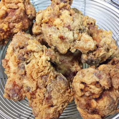 炸鸡全翅怎么做外酥里嫩,炸鸡大腿怎么做外酥里嫩