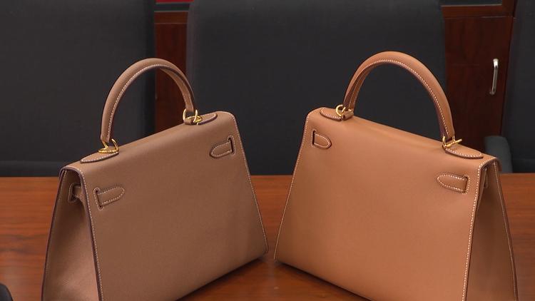 女子家中名牌包被偷,家中11个名牌包变赝品