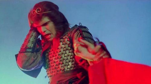 孙悟空为什么不用金箍顶住神掌,为什么孙悟空不戴上金箍反抗