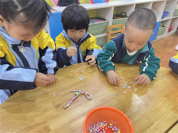 自主皆精彩，混出真乐趣——雨城一幼中大街园区混龄走班活动开始啦