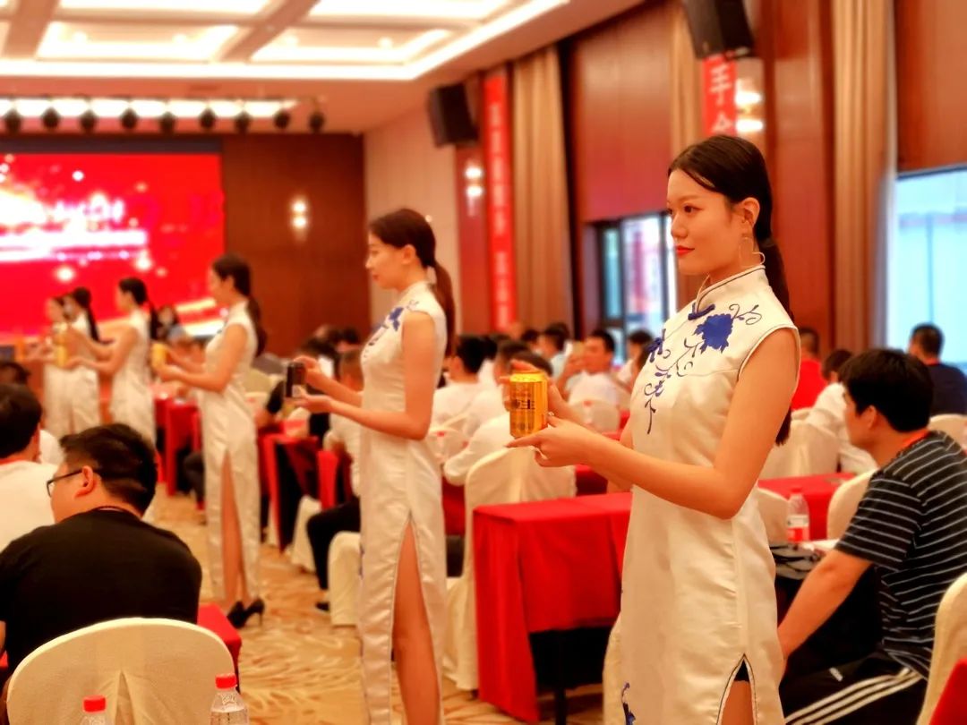 金星啤酒集团经销商,金星啤酒经销商大会