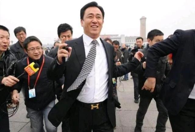 许家印高光时刻马云,许家印高光时刻首富