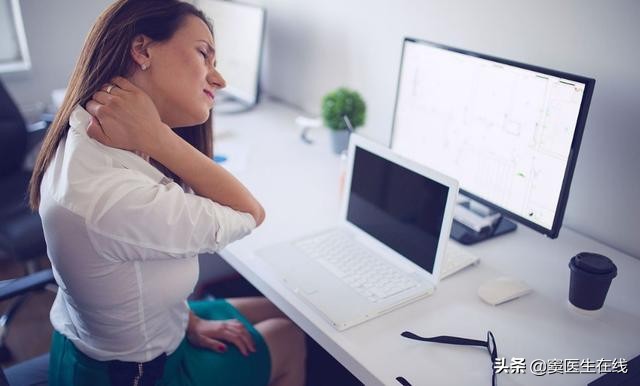 后背肩胛骨一直疼是什么原因,肩胛骨缝痛后背发凉僵硬