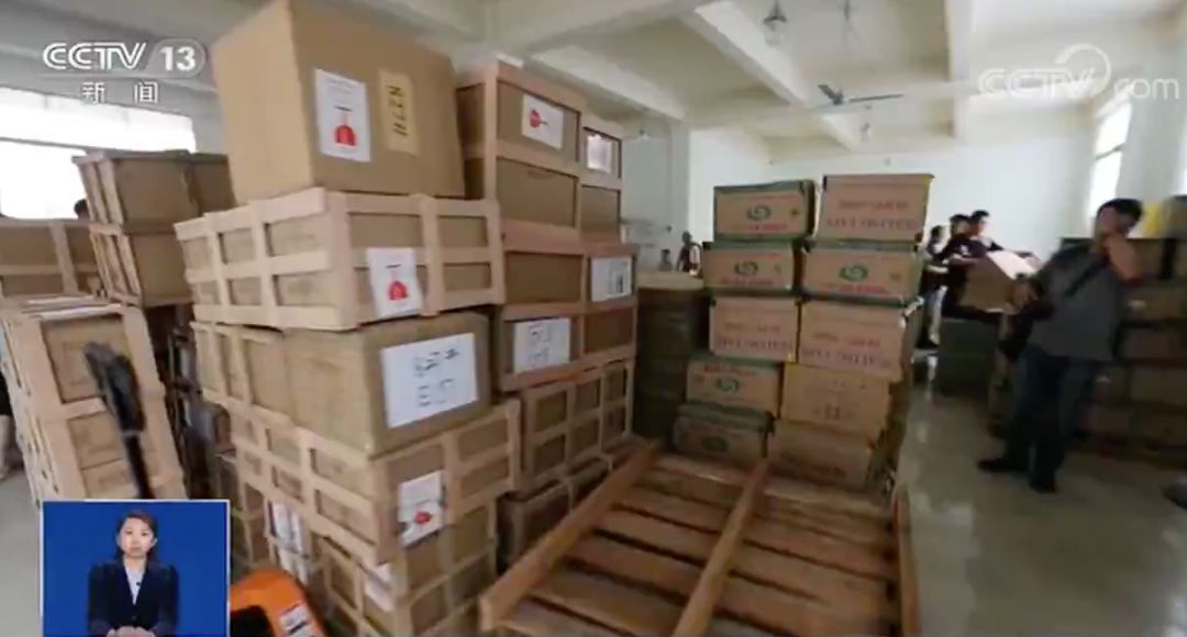 成本不过几百元的包卖到多少钱,国外的名牌包是真的吗