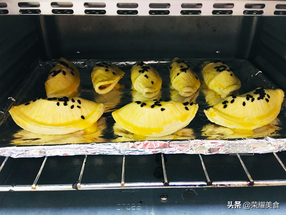 榴莲酥正确方法和步骤,榴莲酥不用蛋挞皮的做法