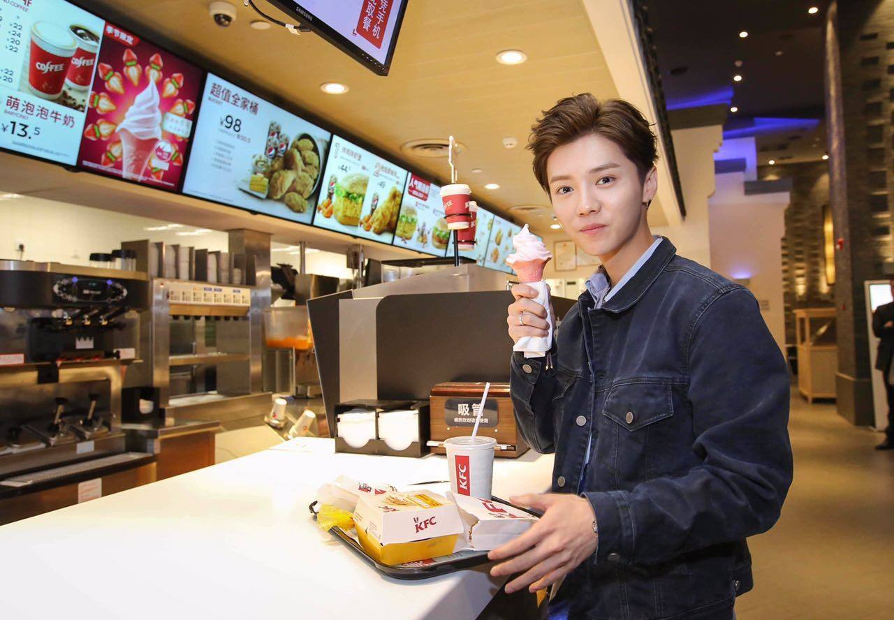 肯德基员工偷吃的方法,员工偷吃了怎么处罚